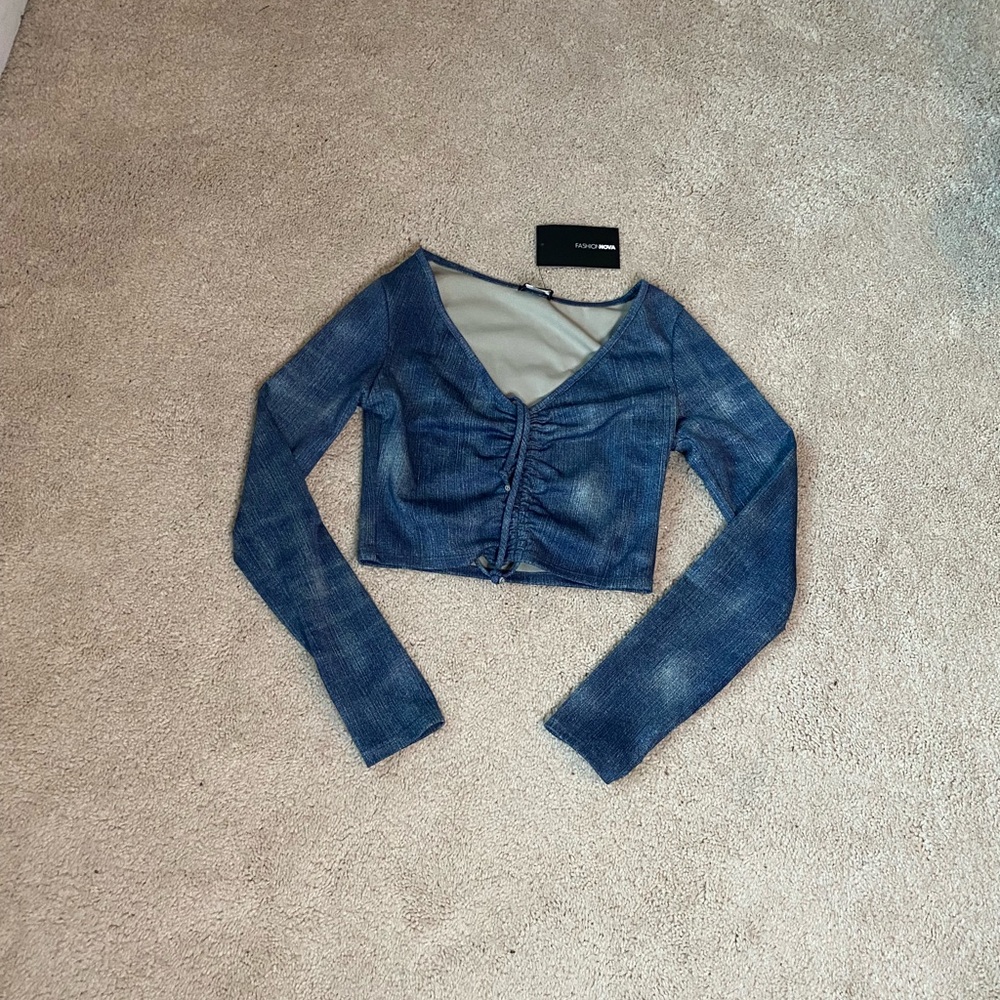 NET FashionNova denim color crop top.
